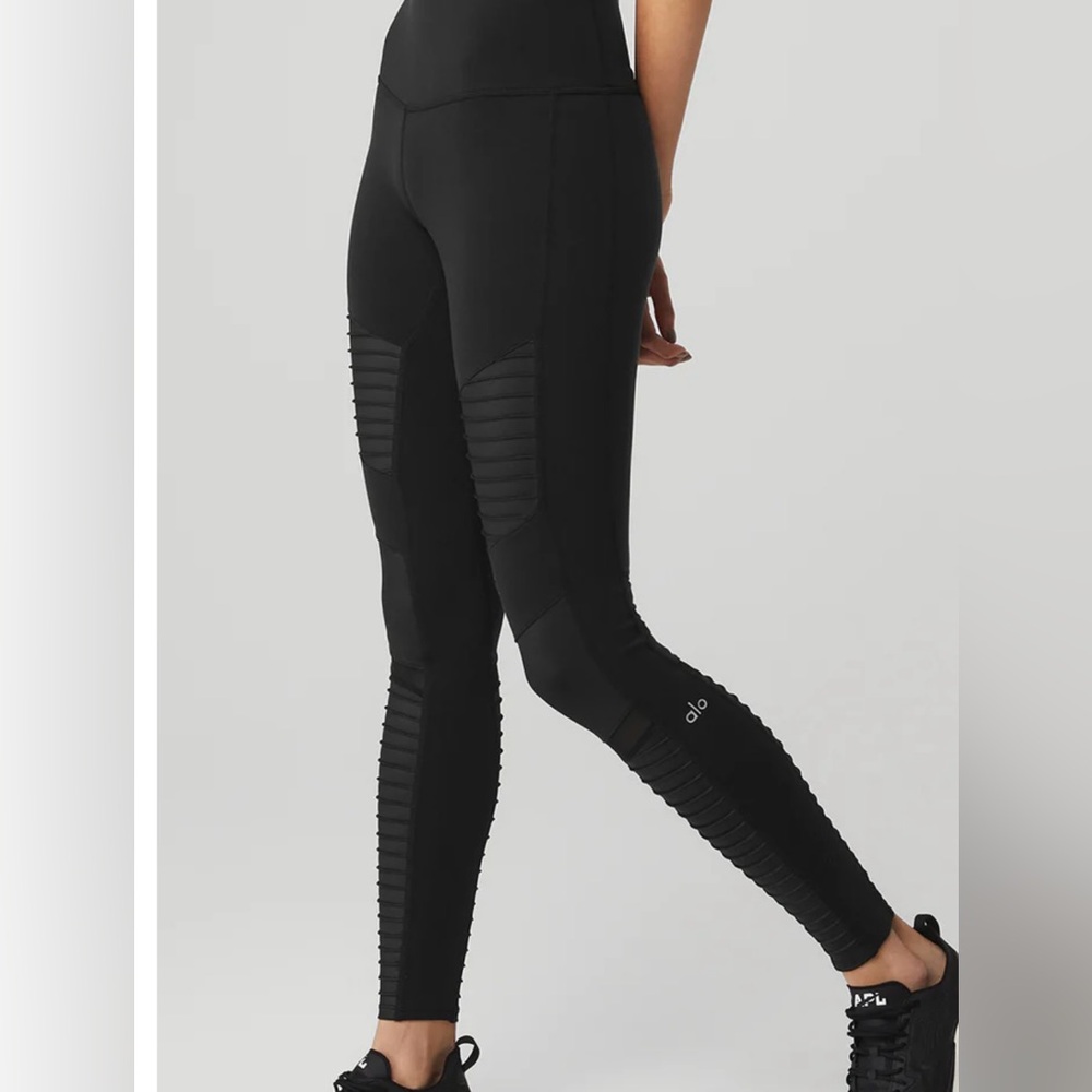 Alo size small black moto full length leggings.